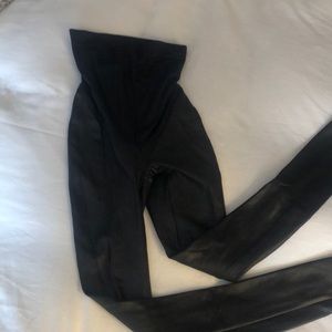 XS black faux leather maternity spanx leggings